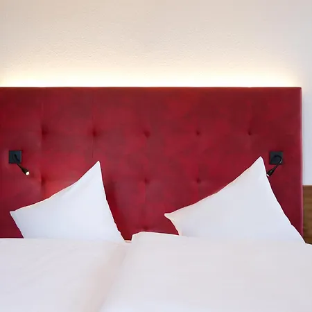 Hotel Schwaerzler Bregenz Room photo